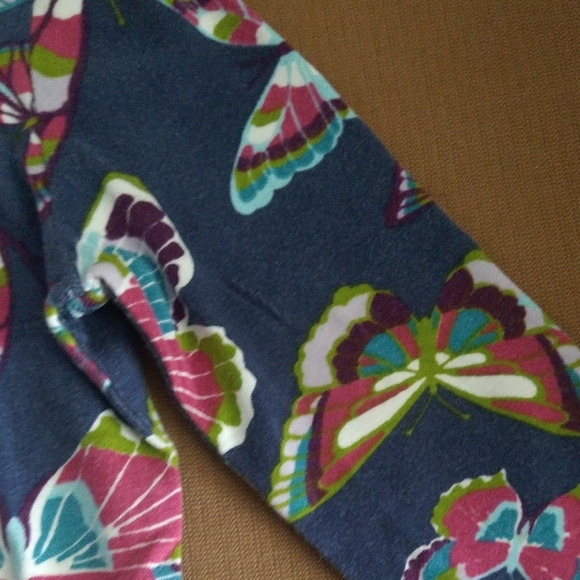 Old Navy Long Sleeve Tee in Blue and Pink with Playful Print - Picture 5 of 5